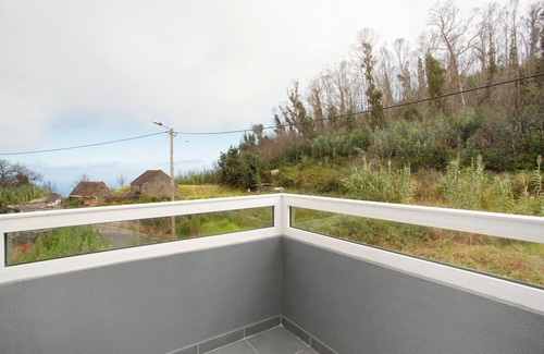 Porto Moniz Apartamento | Apartment 'Pico Dos Anjos - Soulful Stays' with Mountain View, Private Terrace and Wi-Fi