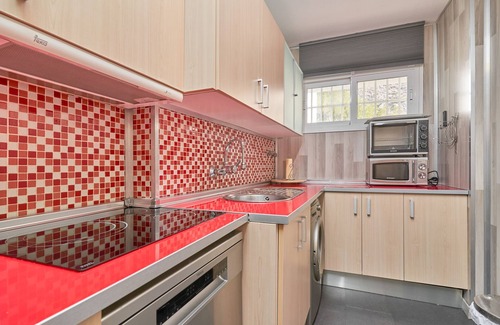 Almuñécar Apartamento | Apartamento "Piso El Paraiso Almuñécar" con vistas al mar, terraza y Wi-Fi