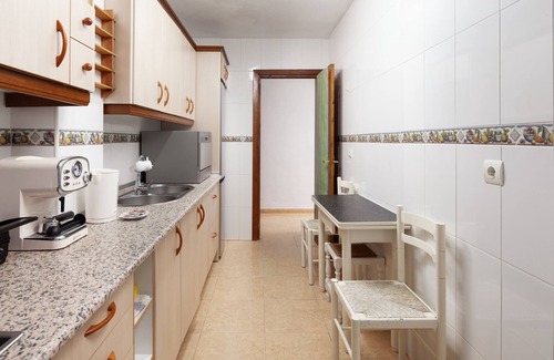 La Cala del Moral Apartamento | Apartamento 'Playa Costa del Sol' con Wi-Fi y aire acondicionado