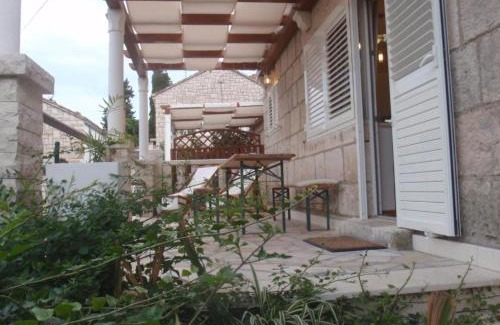 Cove Tri Zala (Zrnovo) Apartamento | Apartment Plaza
