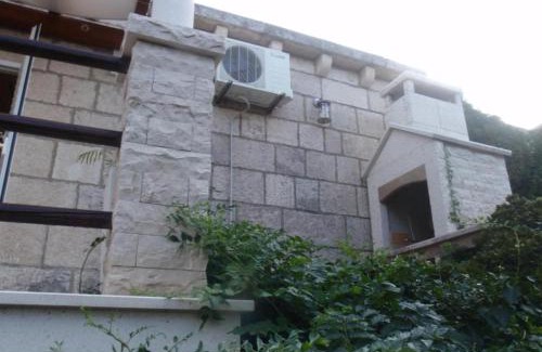 Cove Tri Zala (Zrnovo) Apartamento | Apartment Plaza