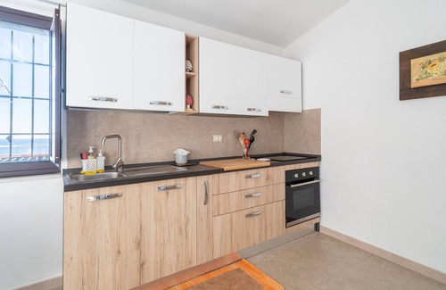 Plemmirio Apartamento | Apartamento 'Plemmirio Vista Mare' con vistas al mar, Wi-Fi y aire acondicionado