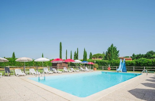 Orentano Apartamento | Apartment Ponziani-1 by Interhome