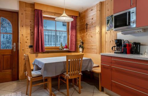 Campitello di Fassa Apartamento | Apartment Pordoi