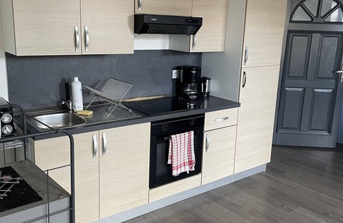 Bourg-les-Valence Apartamento | Apartamento-Baño Privado-Crussol