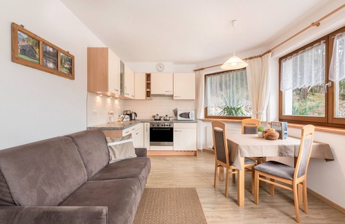 Mantana Apartamento | Apartamento "Pramstaller Kron" con vistas a la montaña, Wi-Fi, terraza y jardín