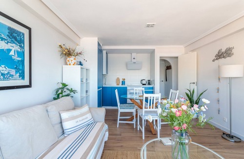 Coveta Fuma Apartamento | Apartamento 'Primera Linea De Playa' con vistas al mar, Wi-Fi y aire acondicionado