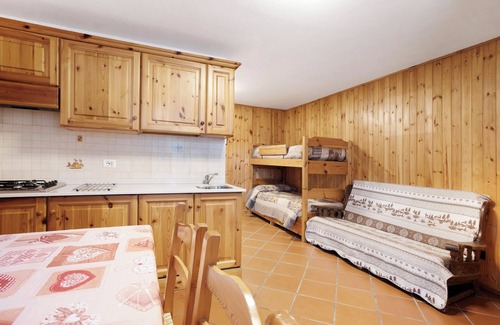 Gressan Apartamento | Apartamento 'Primo Piano Cuis 1' con terraza compartida, jardín compartido y Wi-Fi