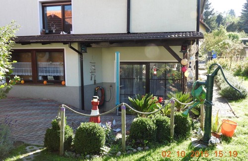 Sondershausen Apartamento | Apartment 'Private Fam Wölke' with Mountain View, Private Garden and Wi-Fi