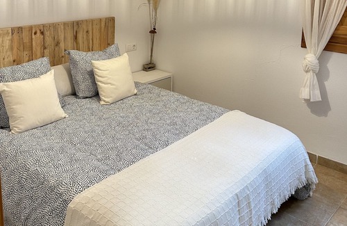 Picena Apartamento | Apartamento "Puerta de la Ragua" con vistas a la montaña, balcón y Wi-Fi
