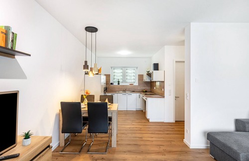 Leutesdorf Apartamento | Apartment 'Punkt15' with Private Terrace, Private Garden and Wi-Fi