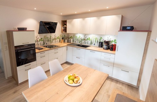 Kappelrodeck Apartamento | Apartamento 'Pusteblume' con terraza privada y Wi-Fi
