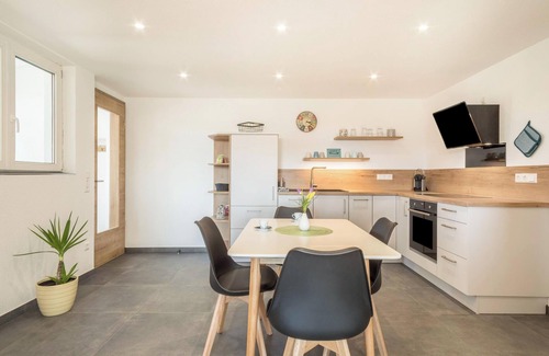 Neukirch Apartamento | Apartamento 'Pusteblume' con vistas a la montaña, terraza y Wi-Fi