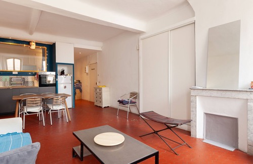 Les Grands Carmes Apartamento | Apartamento 'Quartier Historique The Place To Be'