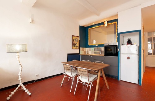 Les Grands Carmes Apartamento | Apartamento 'Quartier Historique The Place To Be'