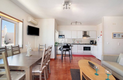 Conceicao e Cabanas de Tavira Apartamento | Apartamento 'Quinta Gomeira 146' con vistas al mar, piscina compartida y aire acondicionado