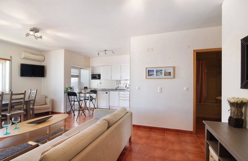Conceicao e Cabanas de Tavira Apartamento | Apartamento 'Quinta Gomeira 146' con vistas al mar, piscina compartida y aire acondicionado