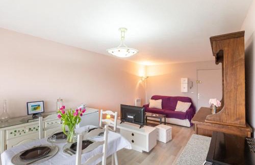 Meschers-sur-Gironde Apartamento | Apartment Résidence Le Centre by Interhome