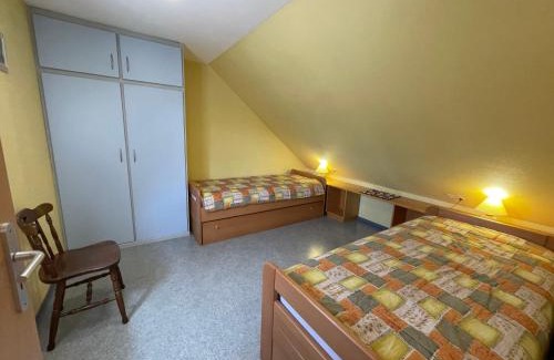 Marckolsheim Apartamento | Apartment Résidence jaune et rose-4 by Interhome