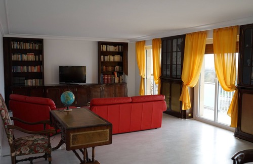 Coutures Condominio | Apartamento "Résidence Les Crayères" cerca del Parc de Champagne en Reims