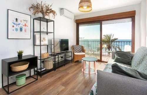 Rincón de la Victoria Apartamento | Apartment Rinconada beachfront by Interhome