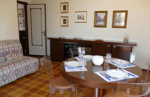 Santo Stefano al Mare Apartamento | Apartment Rosina by Interhome