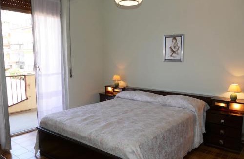 Santo Stefano al Mare Apartamento | Apartment Rosina by Interhome