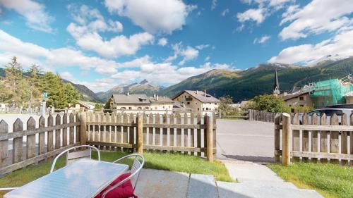 Zuoz Apartamento | Apartment Randurel