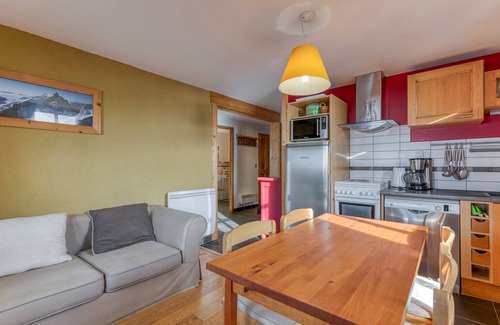 Villard-Reculas Apartamento | Apartamento "Regain 5" con vistas a la montaña y balcón