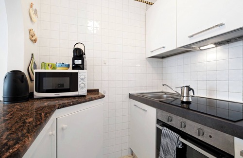 Jesolo Apartamento | Apartamento 'Relaxing' con vistas al mar, piscina compartida y Wi-Fi