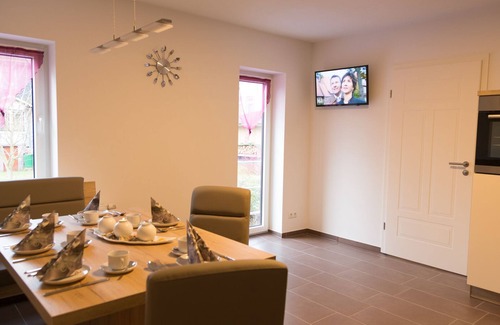 Tambach-Dietharz Apartamento | Apartamento "Rennsteigblick" en el bosque de Turingia, a unos 120 metros cuadrados