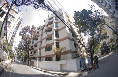Banani Apartamento | Apartment Rent with 24 hours security