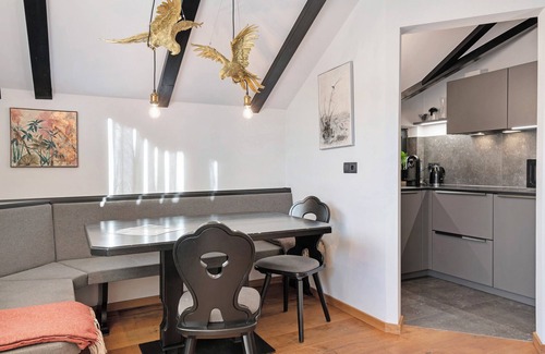 Kastelruth Apartamento | Apartamento 'Residence Skutial Santner Deluxe' con vistas a la montaña, balcón y Wi-Fi