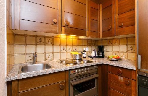 Surlej Apartamento | Apartment Residenza Chesa Margun 23-1 by Interhome