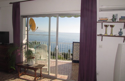 Velilla-Taramay Apartamento | Apartamento - justo en el mar - amplio balcón - maravillosa vista al mar