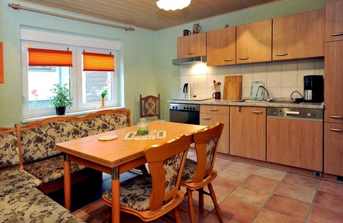 Babow Apartamento | Apartment Rita 1, bedroom, living room, kitchen, shower/WC and terrace - Ferienwohnungen Rita