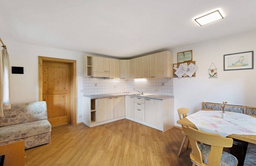 Valle di Casies Apartamento | Apartamento 'Rosenduft' con vistas a la montaña, terraza compartida y Wi-Fi