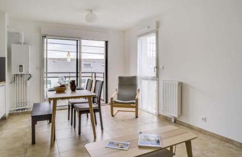 Rotheneuf-Le Pont Apartamento | Apartment Roc Eden-1 by Interhome