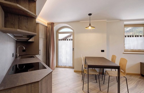 San Rocco Apartamento | Apartamento "Rock Mountain Planet Suite House" con vistas a la montaña, Wi-Fi y balcón