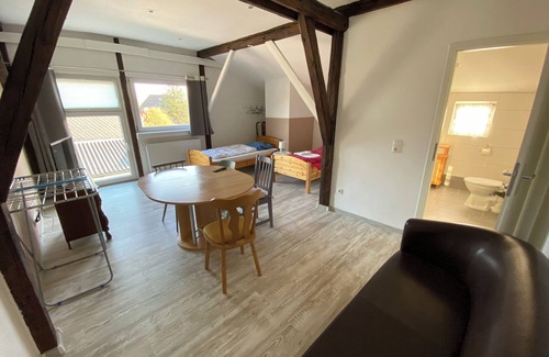 Wesseln Apartamento | Apartment room in Wesseln with bathroom (room 9)