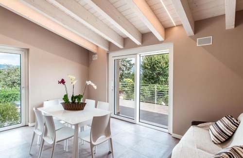 Manerba del Garda Apartamento | Apartment Rosa by Interhome