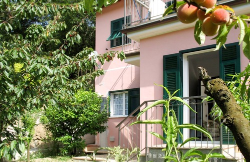 Rossi Apartamento | Apartment Rosa by Interhome
