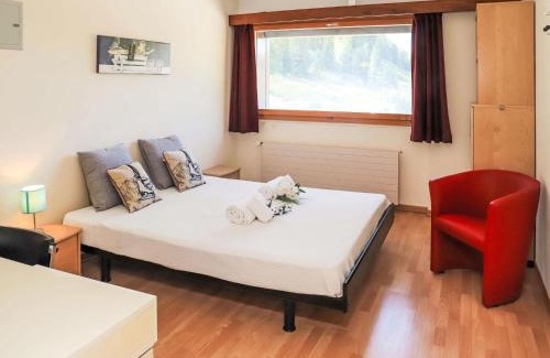 Noveli Apartamento | Apartment Rosablanche A24 by Interhome
