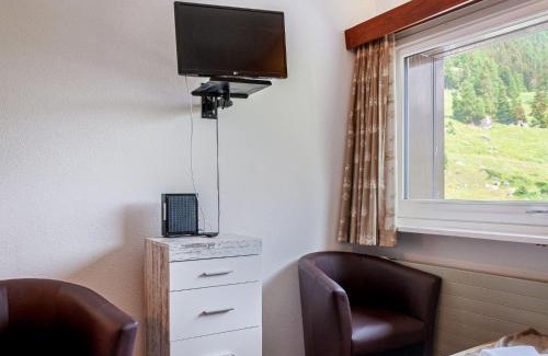 Noveli Apartamento | Apartment Rosablanche A55 by Interhome