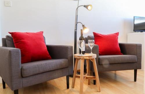 Noveli Apartamento | Apartment Rosablanche C65 by Interhome