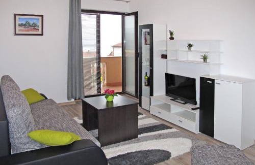 Kornic Apartamento | Apartment Rosić - KRK217 by Interhome