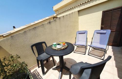 Tiche Apartamento | Apartment Rosie Holiday by Interhome