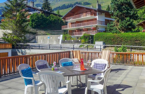 Verbier Apartamento | Apartment Rousserolles 4 by Interhome