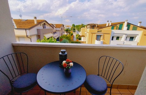 Abano Terme Apartamento | Apartamento 'Royal Residence Abano Terme' con vistas a la montaña, Wi-Fi y aire acondicionado