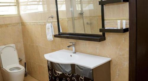Ikeja Apartamento | Apartment Royale Hotel-2 Bd Apartment